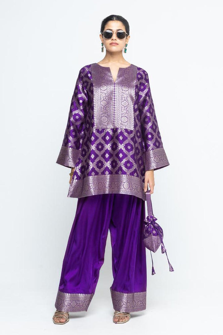 Seerat Brocade Jaal Silk Kurta With Farshi Set - Purple