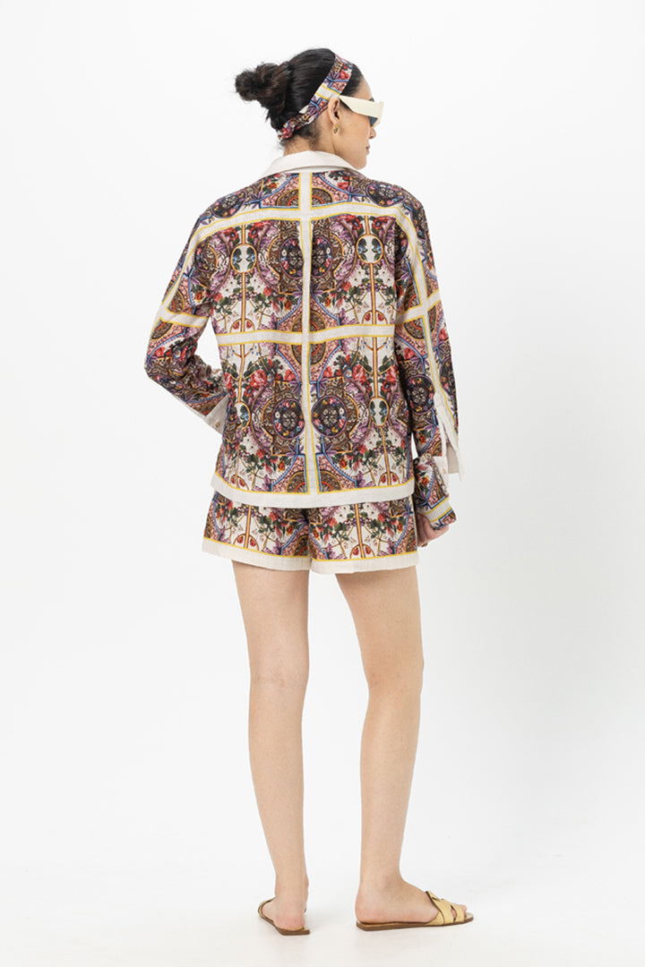 Rococo-White Shorts Set