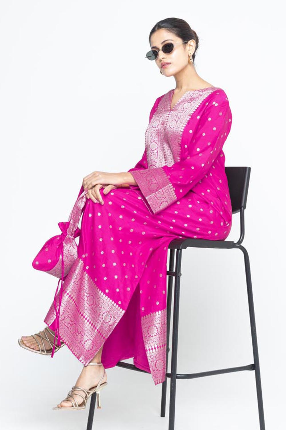 Nats Statement Silk Kaftan With Brocade Detail - Pink