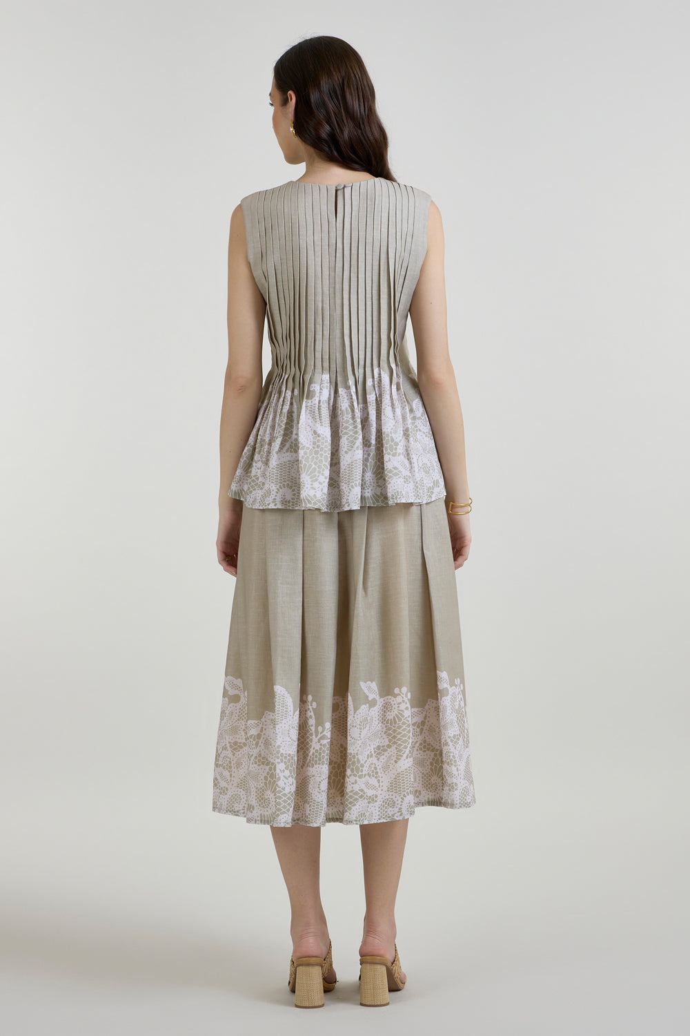 Lucy Accordion Set