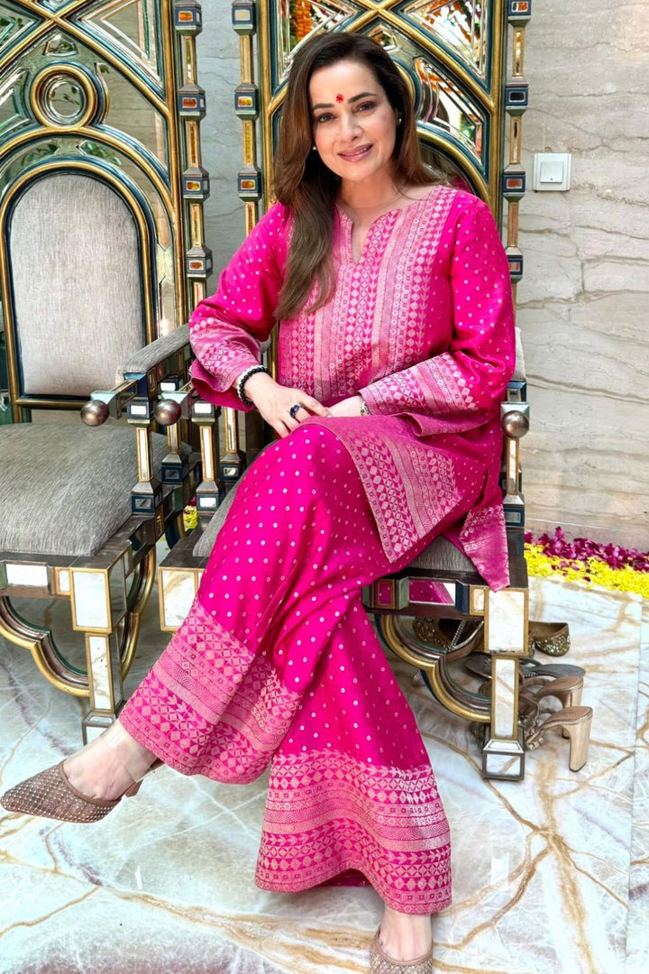 Neelam Kothari Soni In Our Sitara-Dotted Silk Kurta Set (Pink)