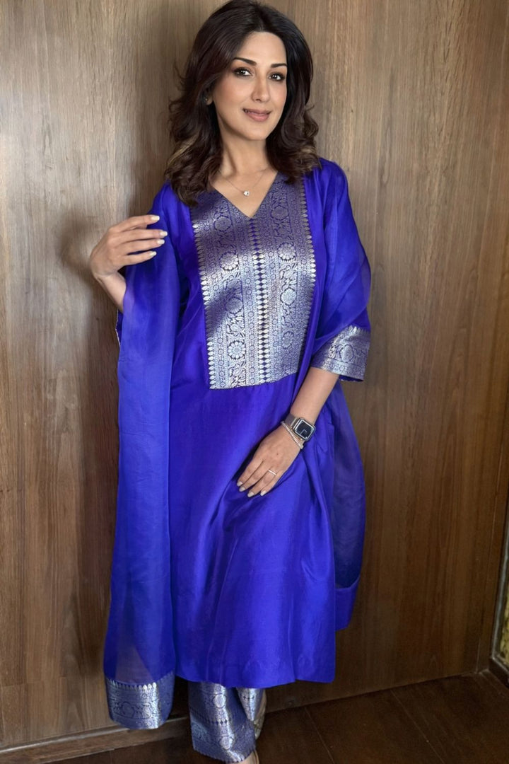 Sonali Bendre In Our Seher Tunic Set - Ultramarine