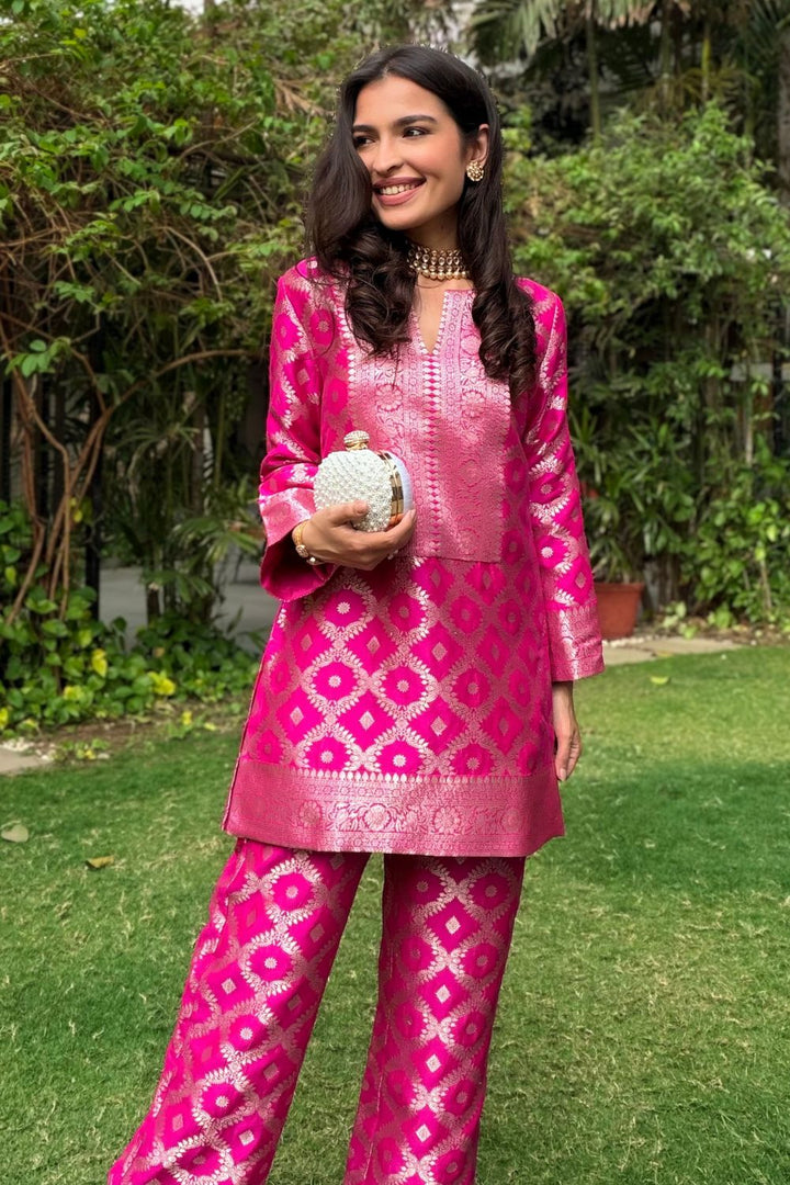 Saachi Daga In Our Heera Brocade Jaal Kurta With Pants - Pink