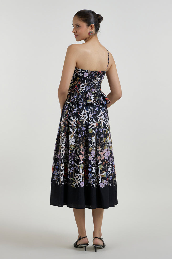 Himani Shah In Our Eliza Fanfare Set