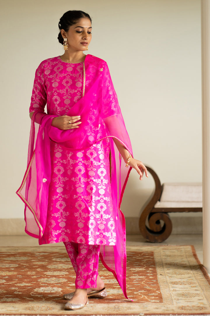 Pink Brocade Jaal Kurta Set