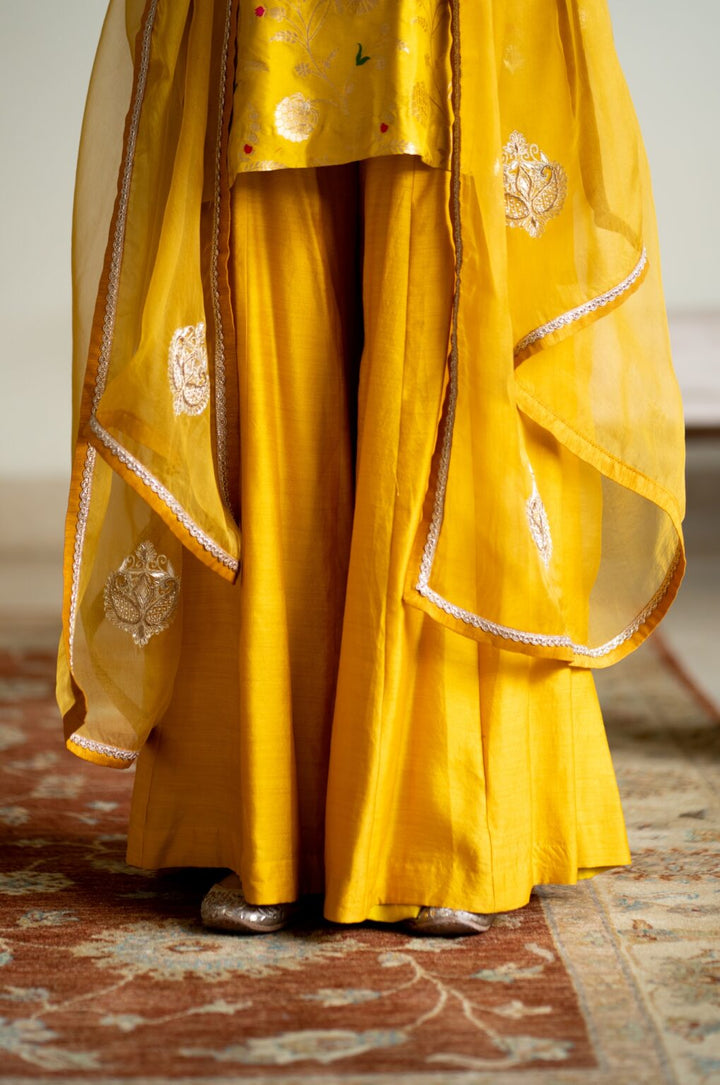 Yellow Floral Jaal Short Kurta Set