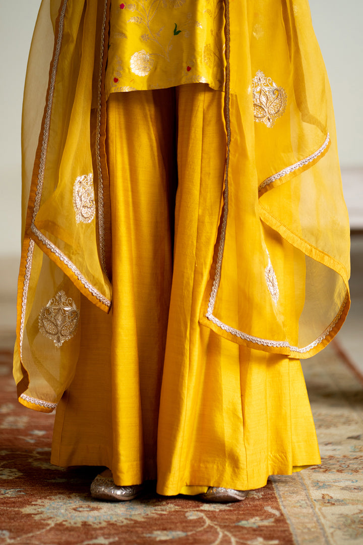 Yellow Floral Jaal Short Kurta Set
