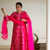 Pink Dainty Floral Jaal Brocade Kurta Set