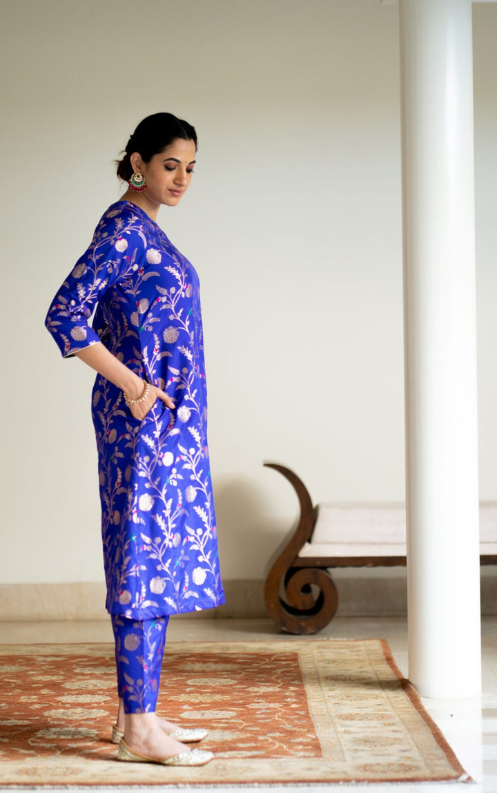 Blue Dainty Floral Jaal Brocade Kurta Set