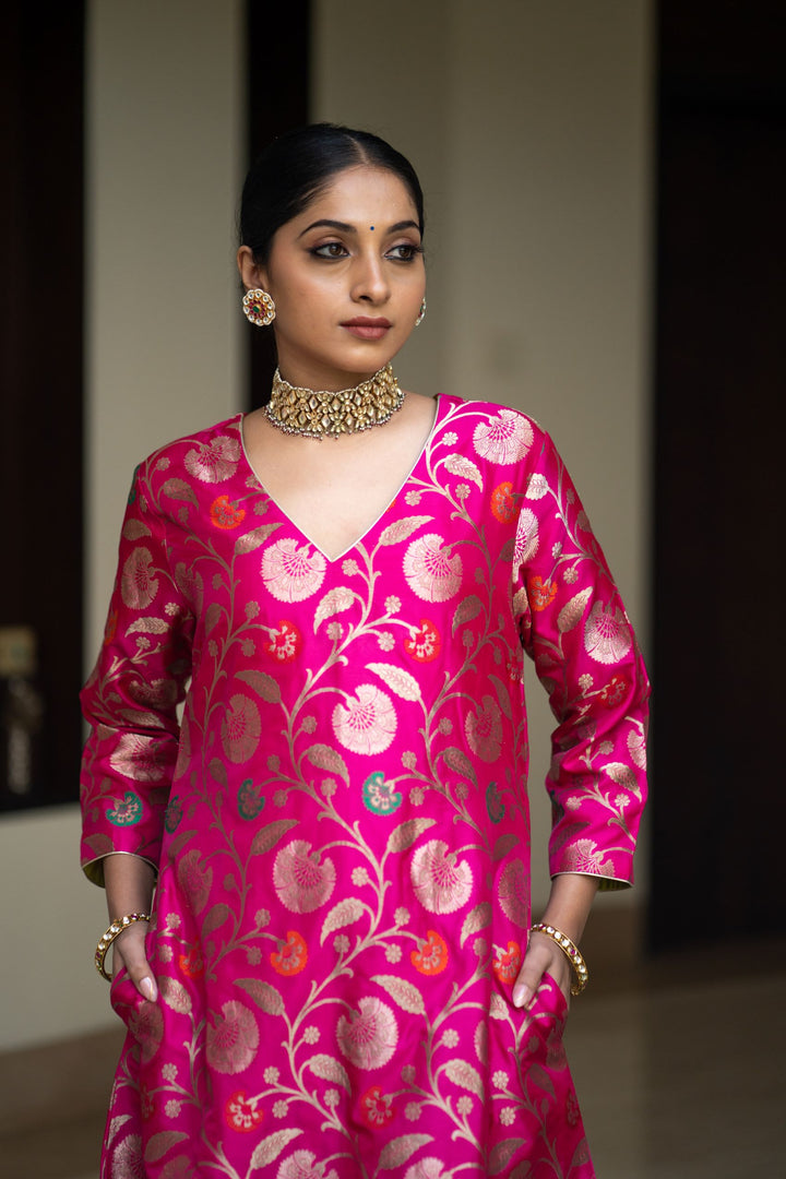 Pink Floral Jaal Brocade Kurta Set