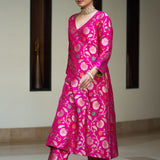 Pink Floral Jaal Brocade Kurta Set