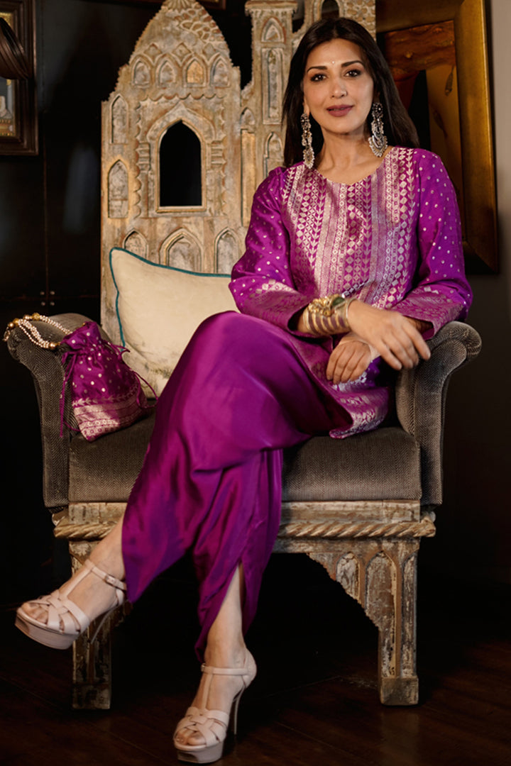 Sonali Bendre In Our Tara-Dotted Brocade Detail Silk Kurta With Dhoti Set (Purple)