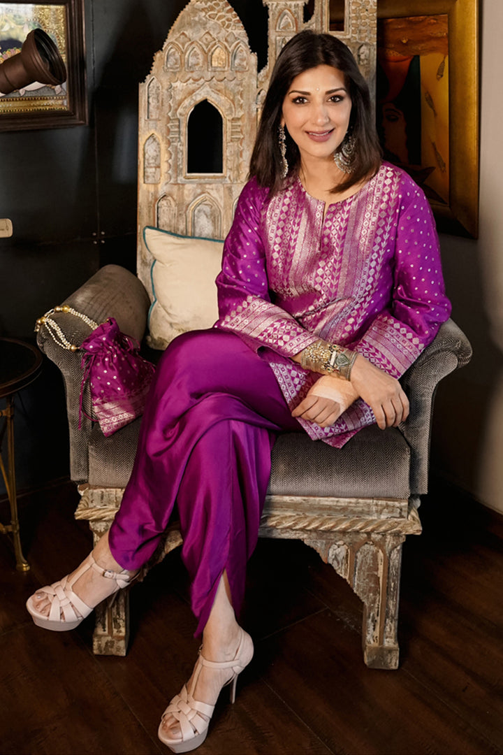 Sonali Bendre In Our Tara-Dotted Brocade Detail Silk Kurta With Dhoti Set (Purple)