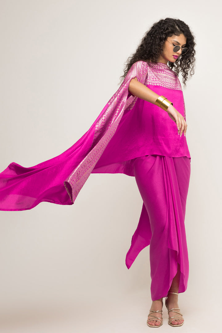 Devi-Statement Silk Cape With Brocade Detail and Skirt Set (Pink)