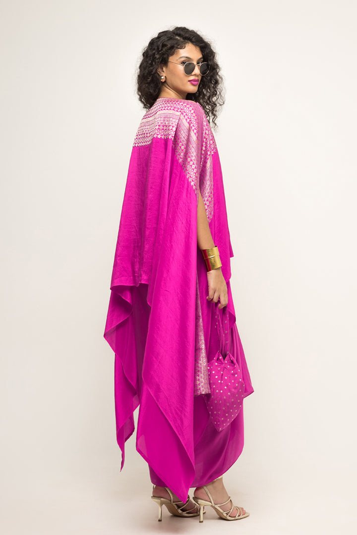 Devi-Statement Silk Cape With Brocade Detail and Skirt Set (Pink)