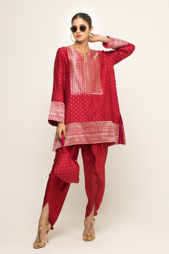 Tara-Dotted Brocade Detail Silk Kurta With Dhoti Set (Red)