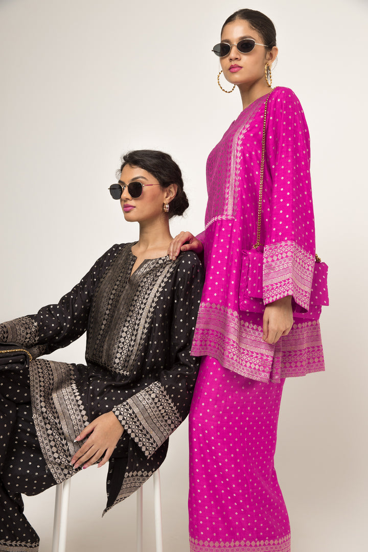 Sitara-Dotted Silk Kurta Set (Pink)