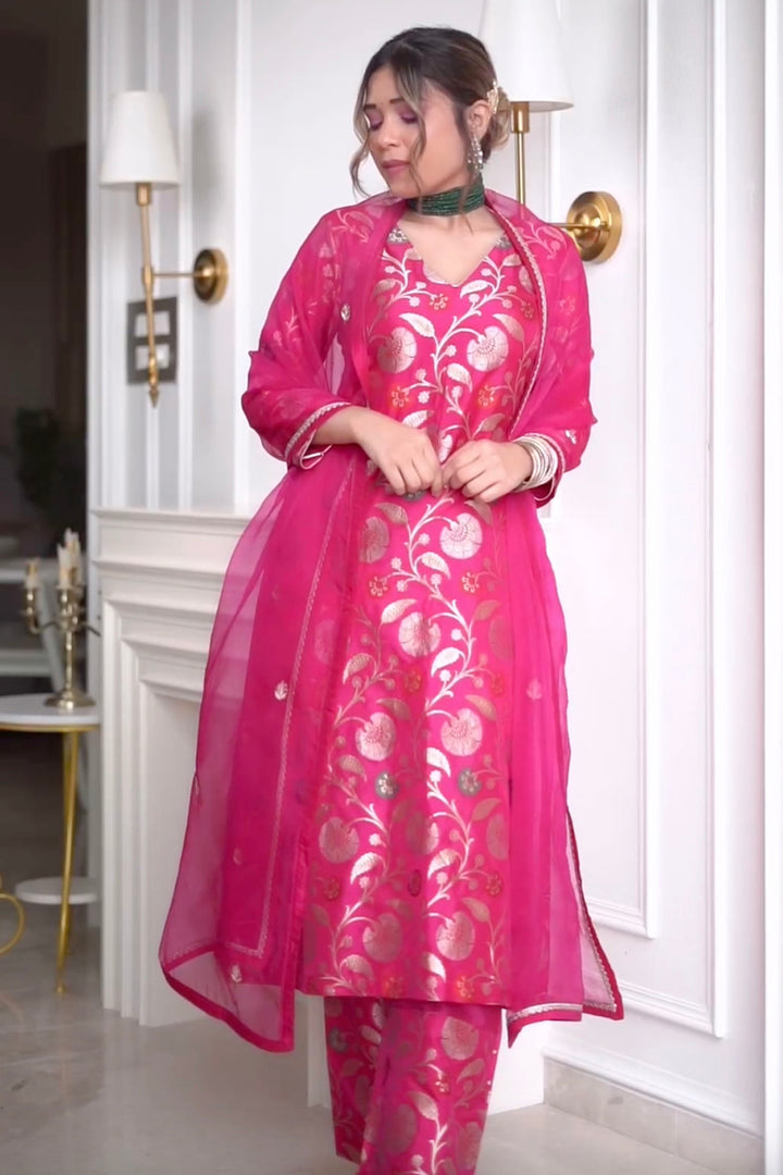 Riya Jain In Our Pink Floral Jaal Brocade Kurta Set