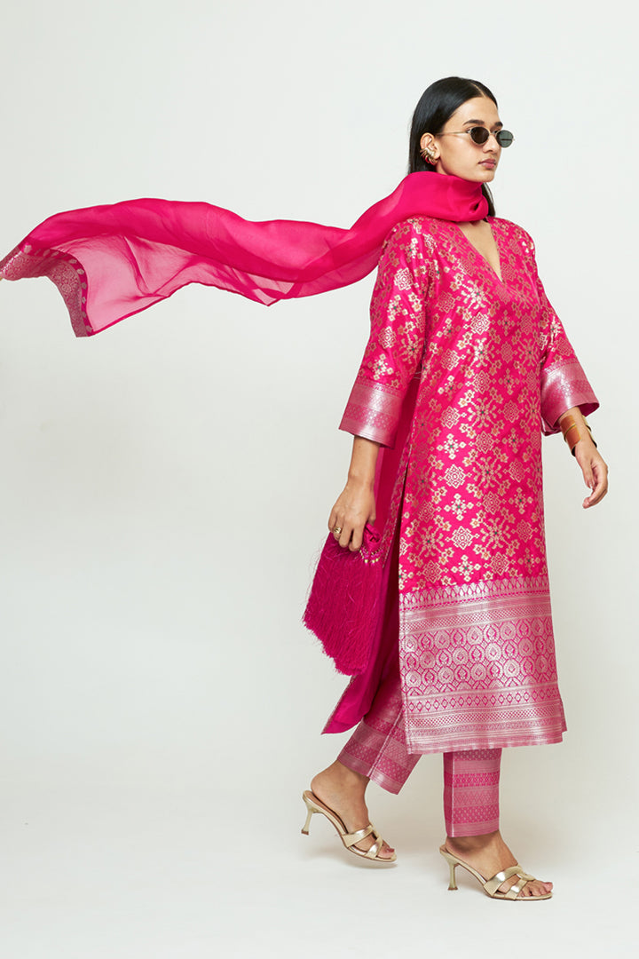 Meena Pink Brocade Long Kurta Set