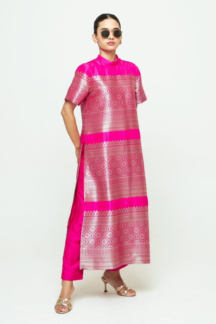 Raysa Pink Statement Brocade Kurta Set