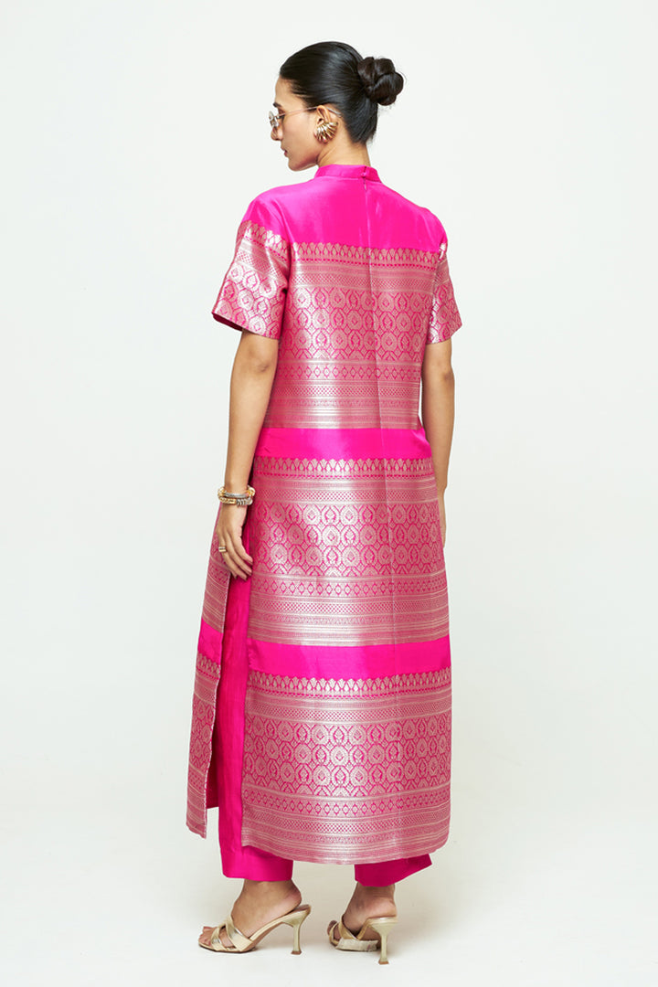 Raysa Pink Statement Brocade Kurta Set