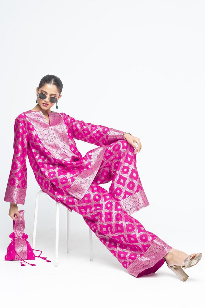 Heera Brocade Jaal Kurta With Pants - Pink