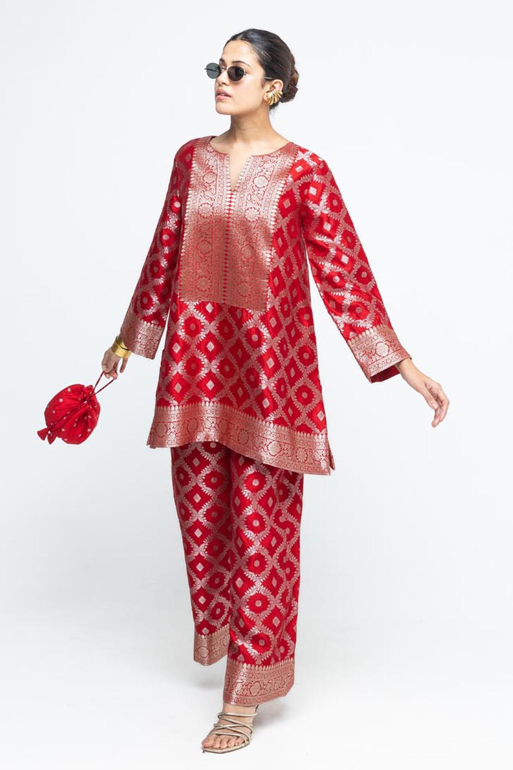 Heera Brocade Jaal Kurta With Pants - Red