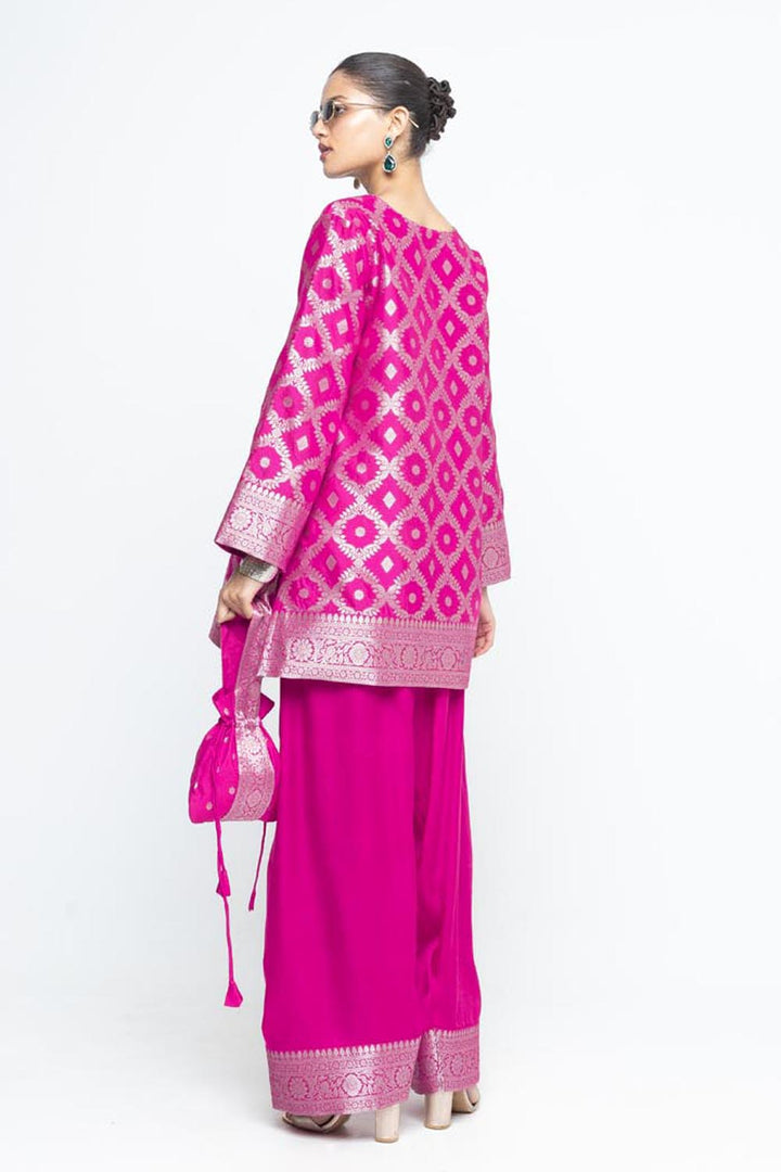 Seerat Brocade Jaal Silk Kurta With Farshi Set - Pink