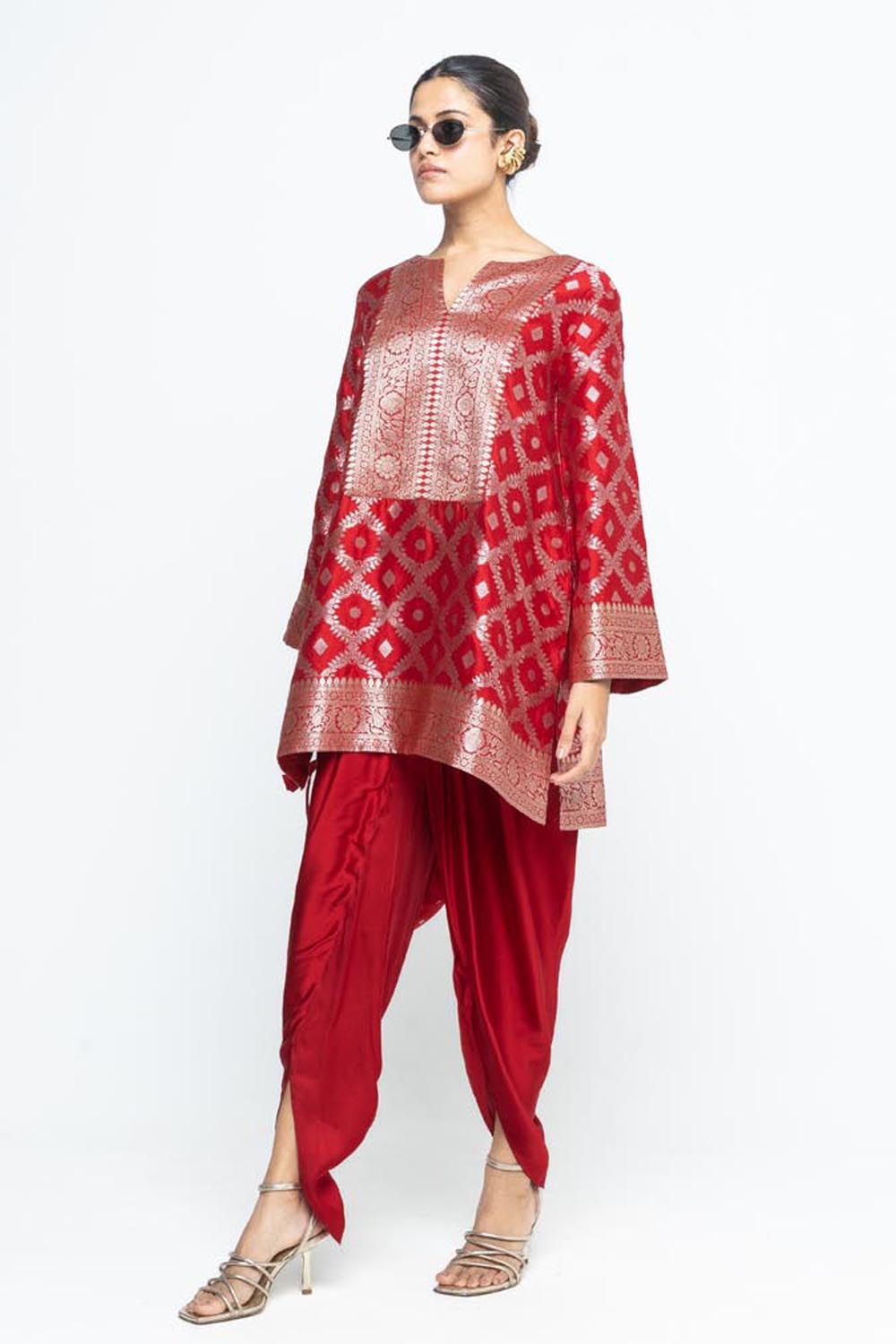 Heer Red Brocade Jaal Kurta With Dhoti Set