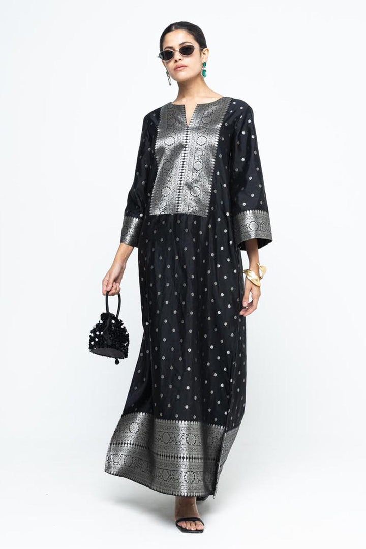 Nats Statement Silk Kaftan With Brocade Detail - Black