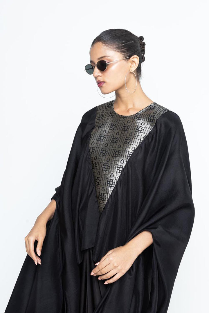 Trisha Statement Silk Cape & Skirt Set - Black