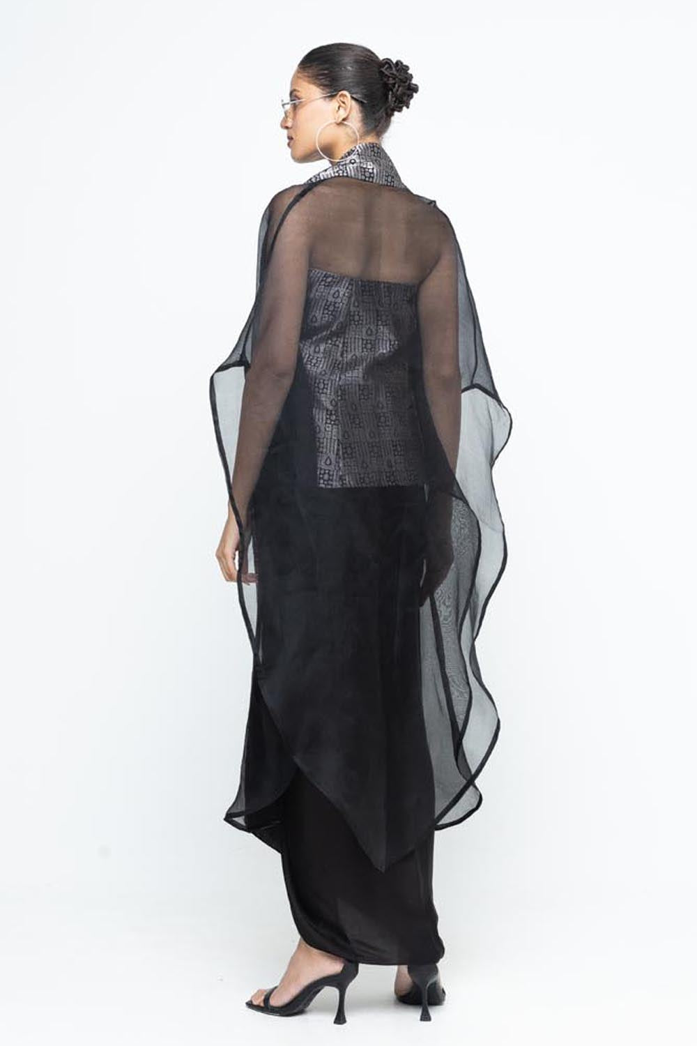 Dela Cape Set - Black