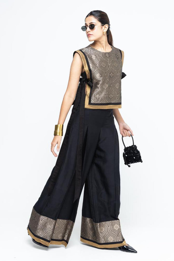Miri Brocade Bib With Pant Set - Black